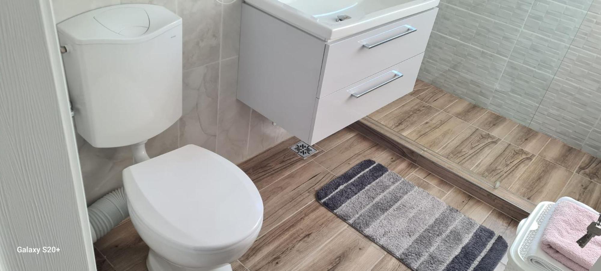 Apartament Lucian Leilighet Râmnicu Vâlcea Eksteriør bilde