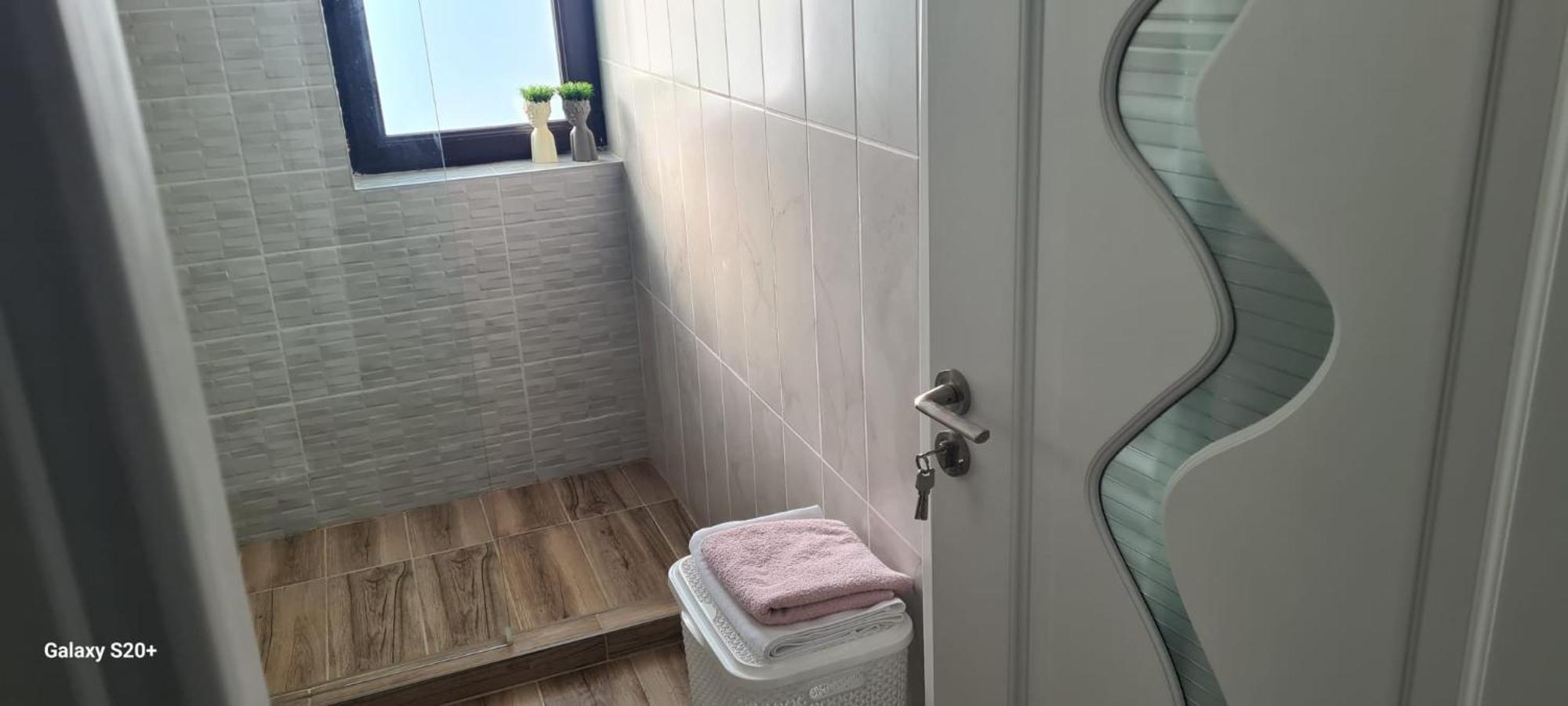 Apartament Lucian Leilighet Râmnicu Vâlcea Eksteriør bilde